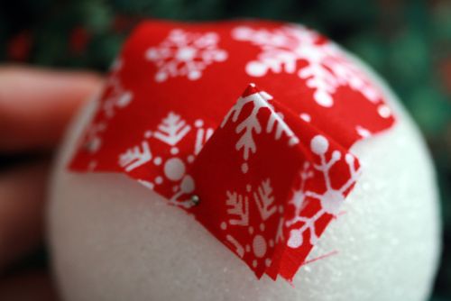 Pinhas de Natal feitas com retalhos de tecido 08