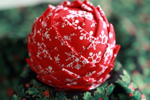 Pinhas de Natal feitas com retalhos de tecido 13