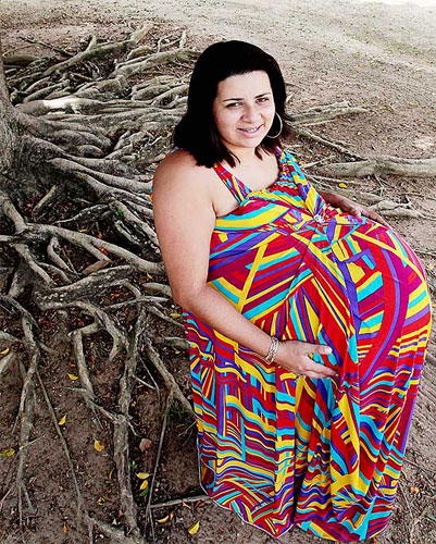 Foto da grávida de quadrigêmeos de Taubaté