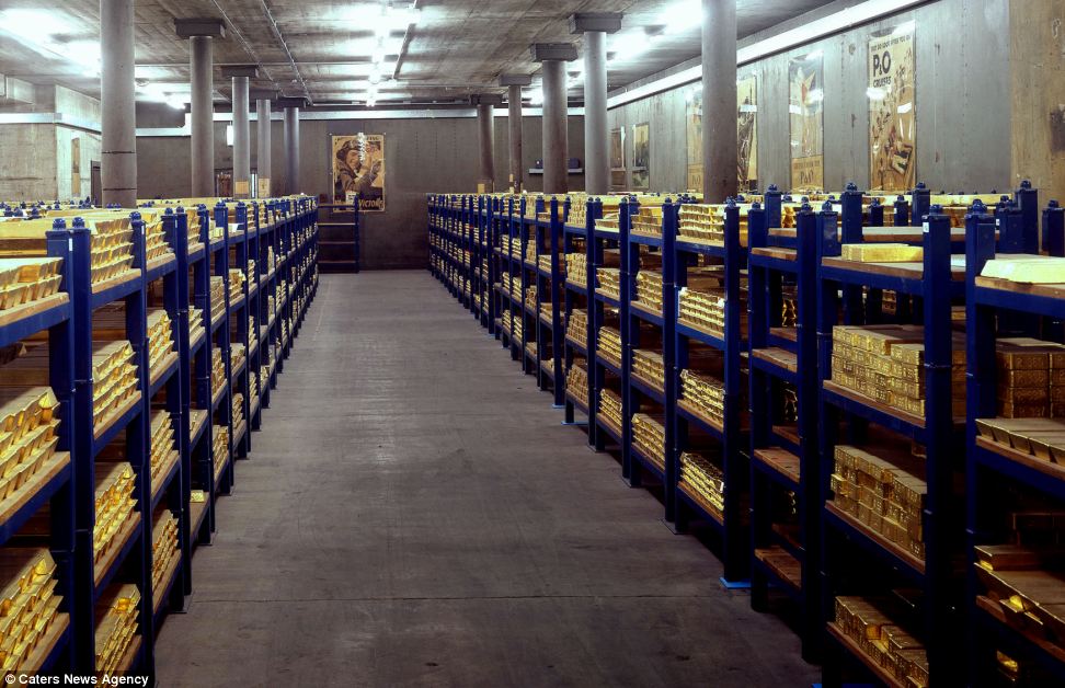 Fotos das barras de ouro do Banco Central da Inglaterra 2